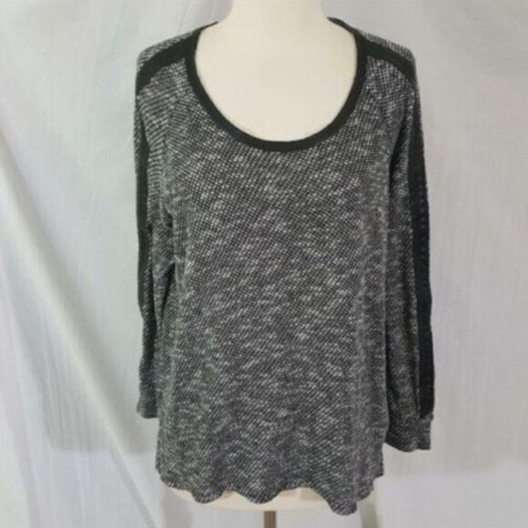 TWO BY VINCE CAMUTO 𝅺TWO Vince Camuto Black White Knit Pleather Trim L - Picture 1 of 5